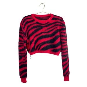 NWT CIDER • Red/Black Tiger Printed Crop Sweater Size M